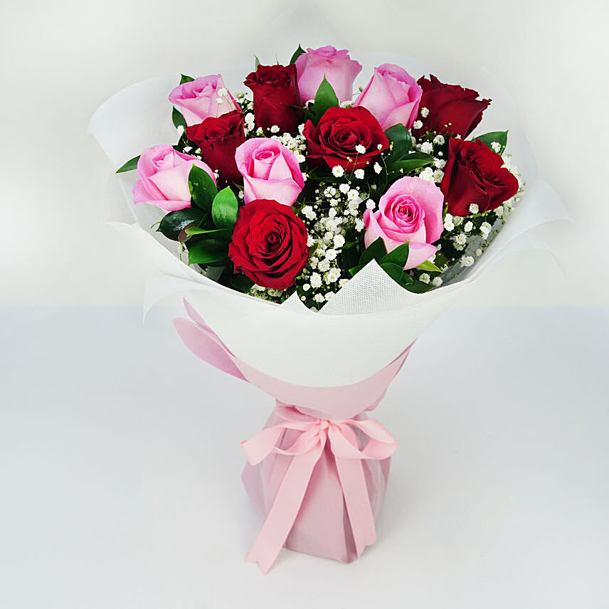 Pink And Red Roses Grand Bouquet: Mothers Day Gifts in Bahrain