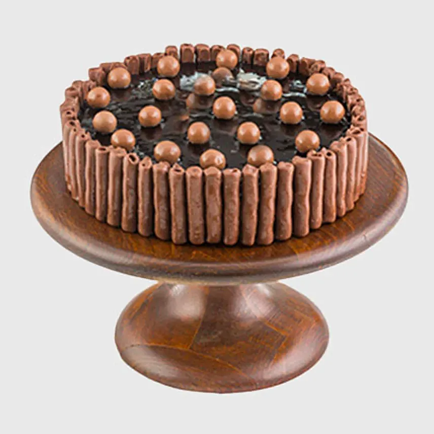 Fudge Chocolate With Nutella Cream: Cake to Egypt