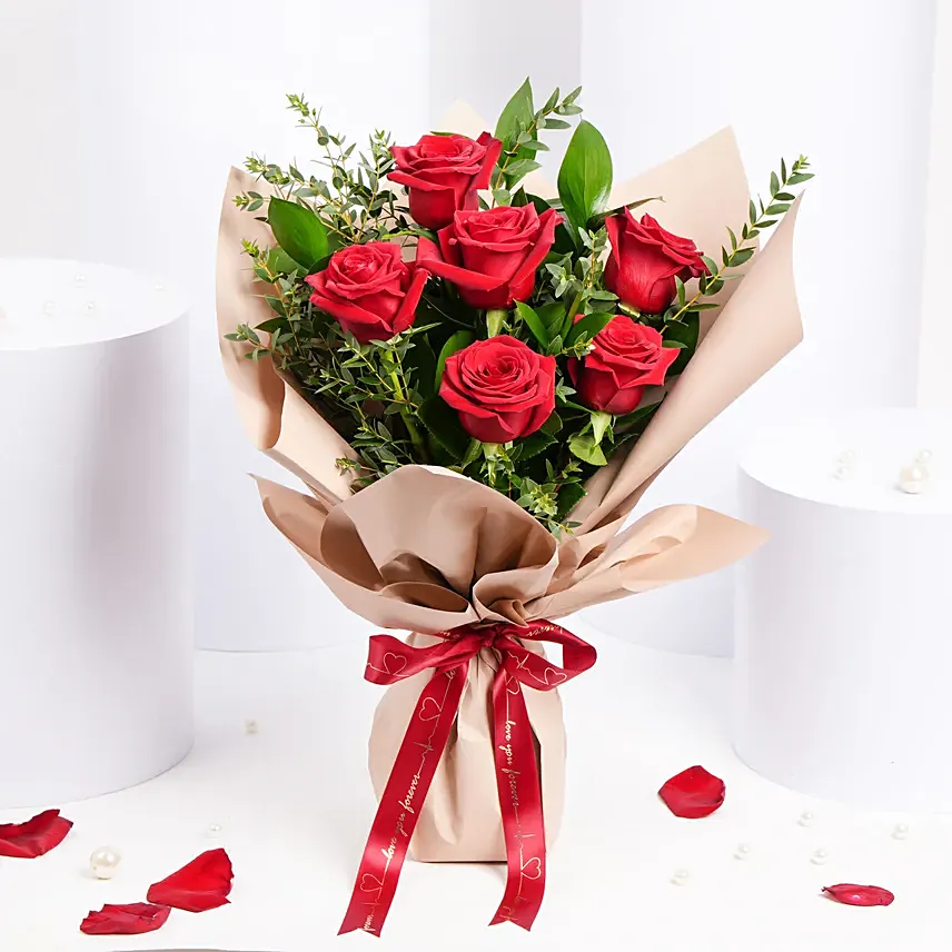 Love Expression Valentine 6 Roses: Flower Delivery Egypt