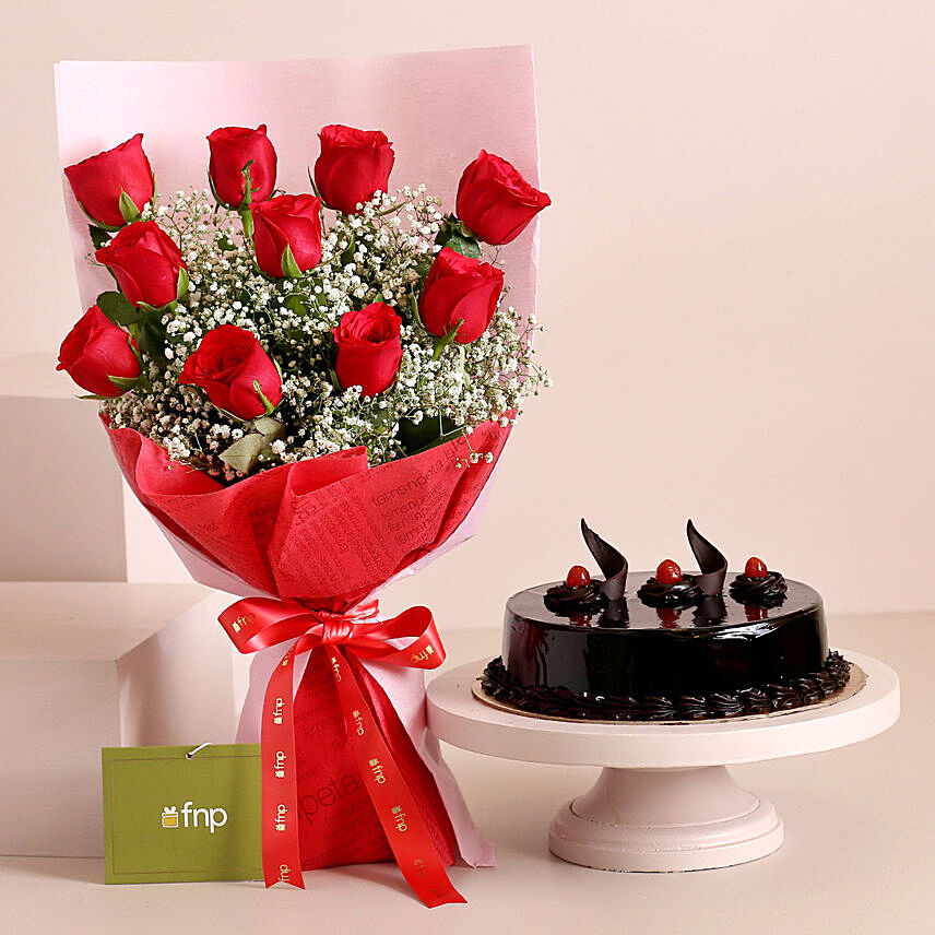 Magical Love Red Roses Bouquet And Truffle Cake: Cake Delivery to India