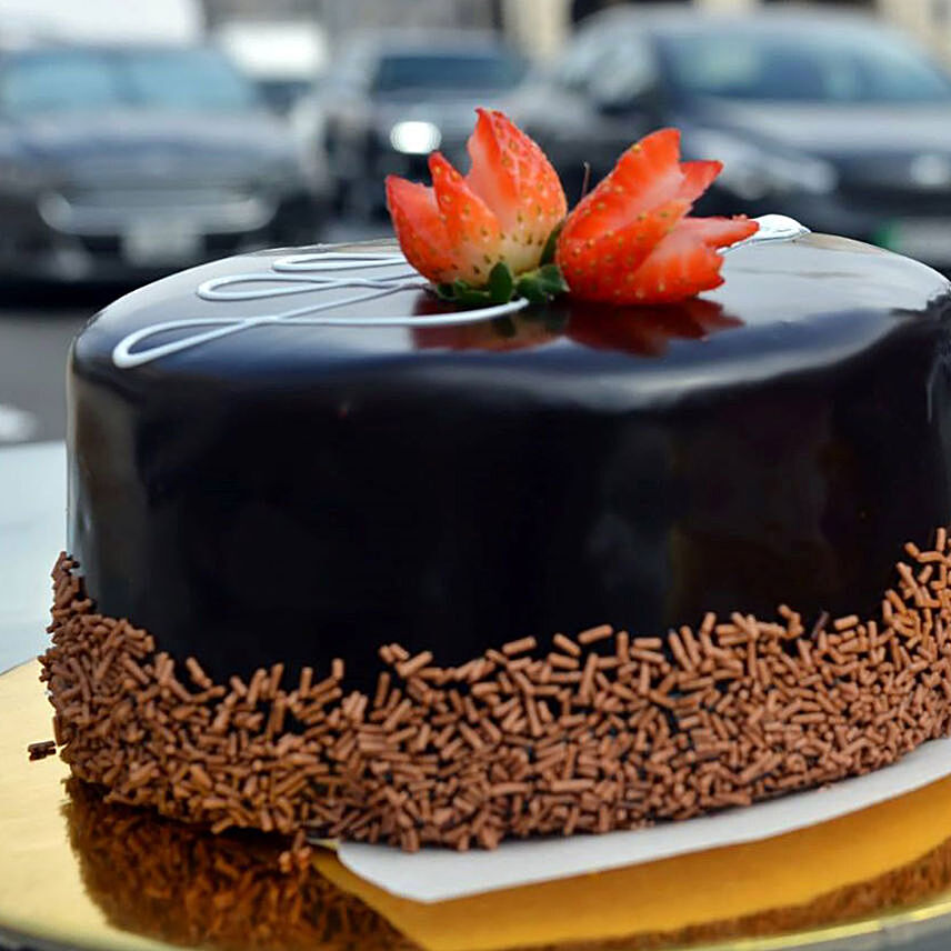 Delicious Chocolate Cake: 