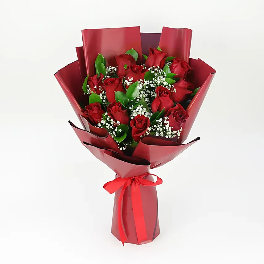 Bunch Of Beautiful 12 Red Roses: Flower Delivery Amman