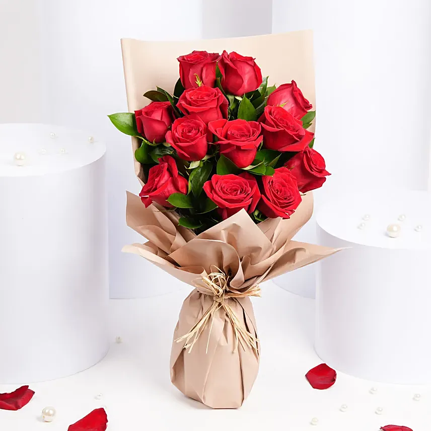Love Expression Valentine 12 Roses: Flower Delivery Jordan