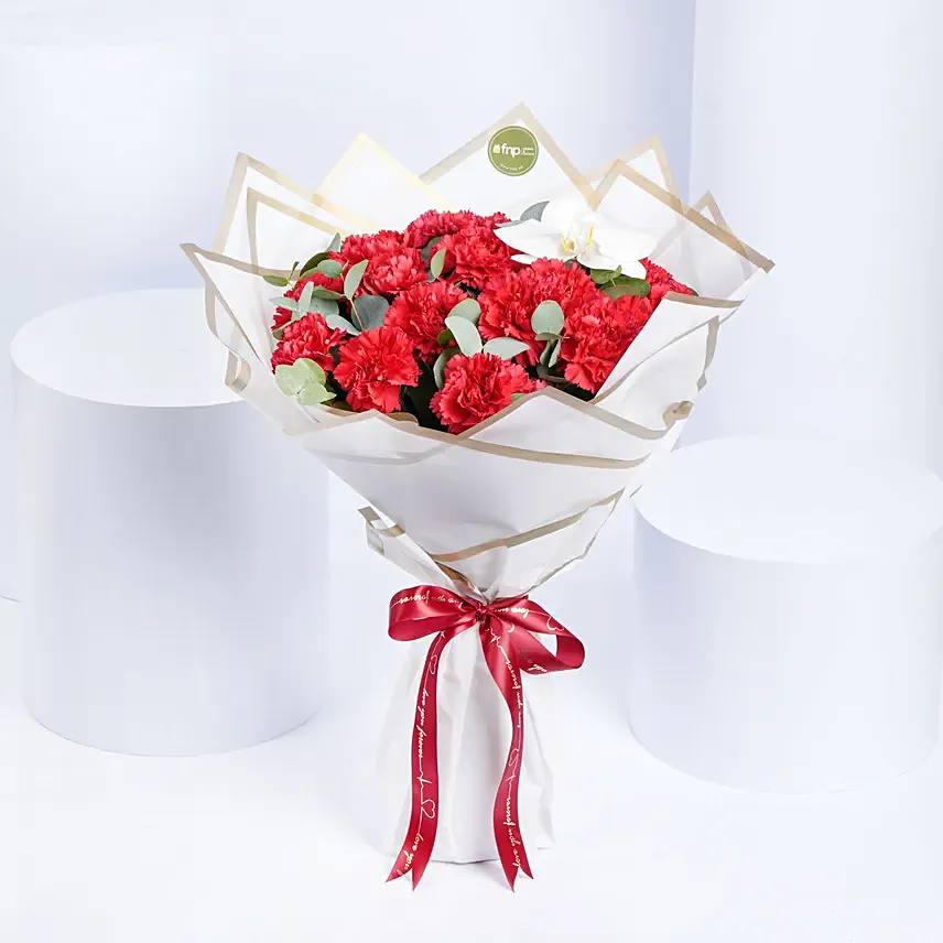Red Carnations Bouquet: Send Flowers to Amman