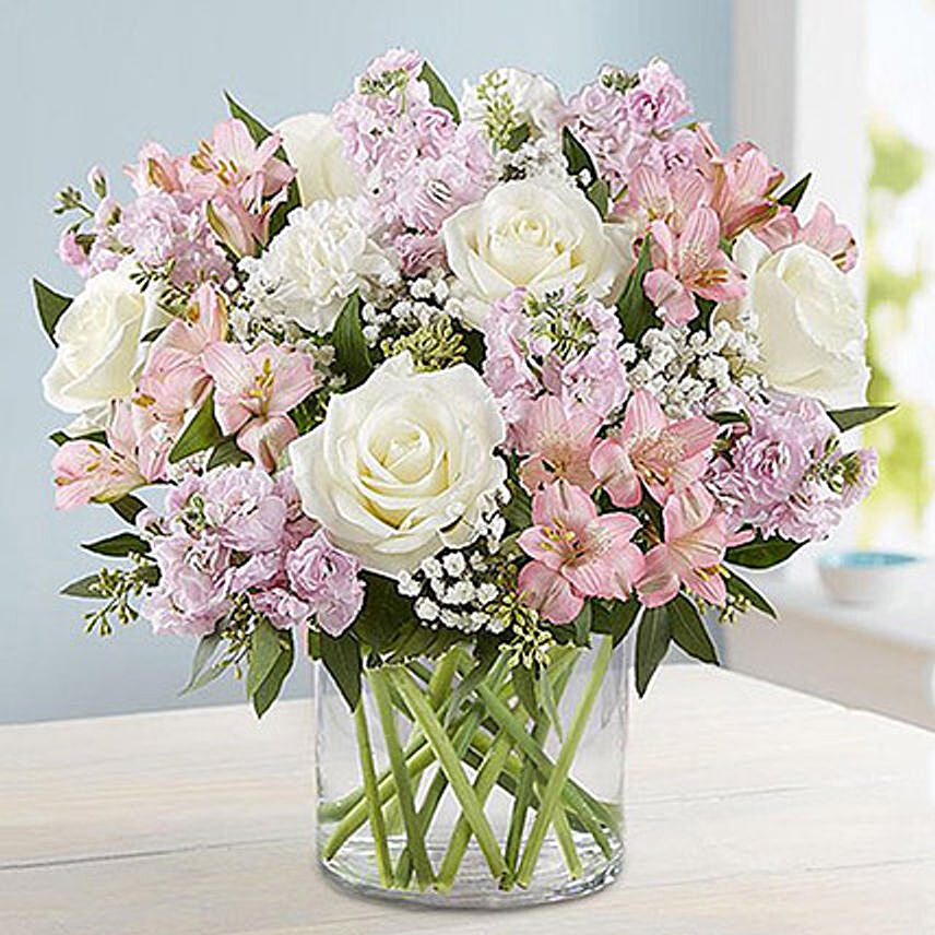 Vase Full Of Romance: Kuwait Flowers