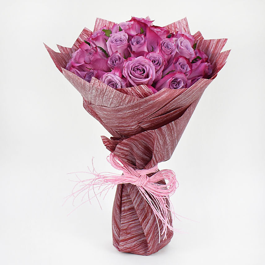35 Purple Roses Bouquet: Flower Delivery Kuwait