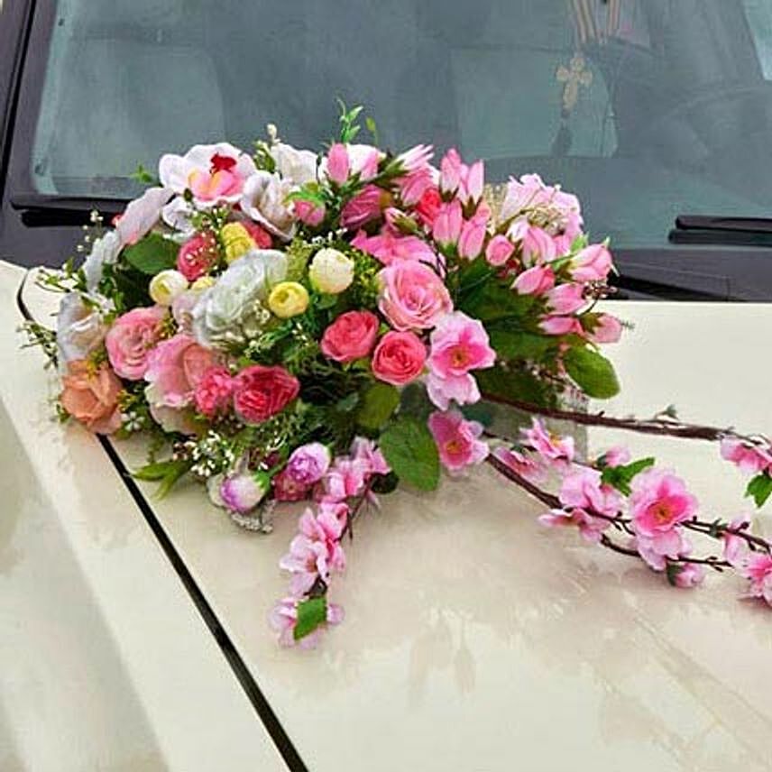 Trending Car Decoration: Flower Delivery for Bride