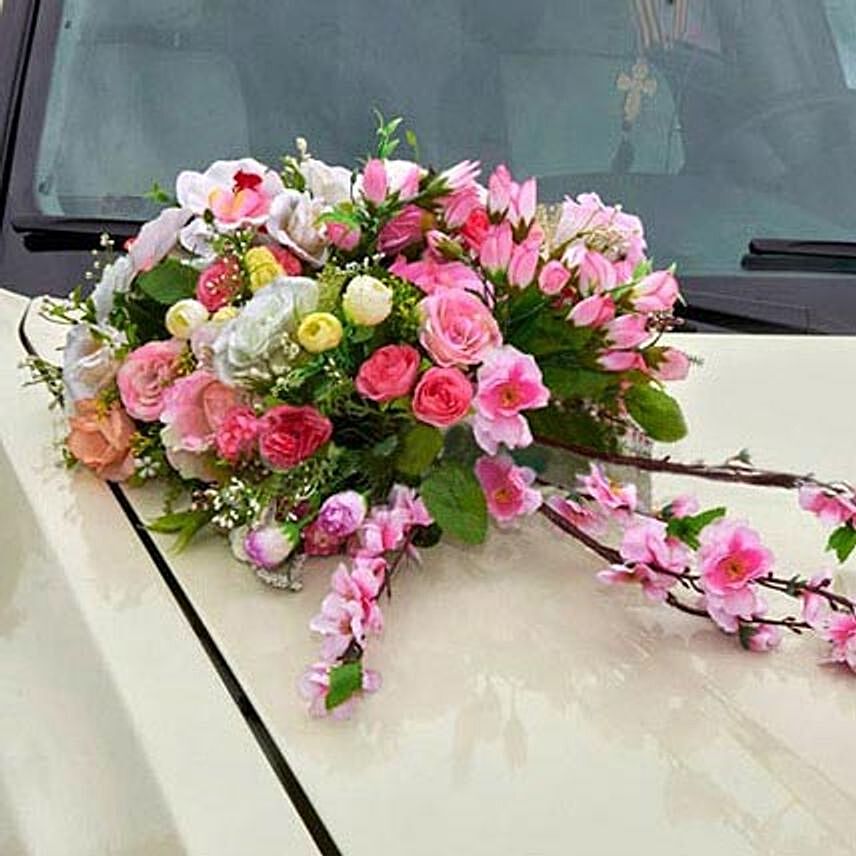 Trending Car Decoration: Wedding Gifts Dubai