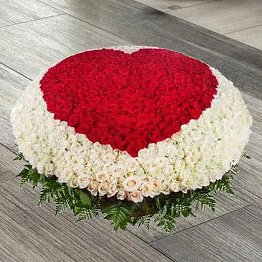 Red N White Roses Basket: Kiss Day Gifts