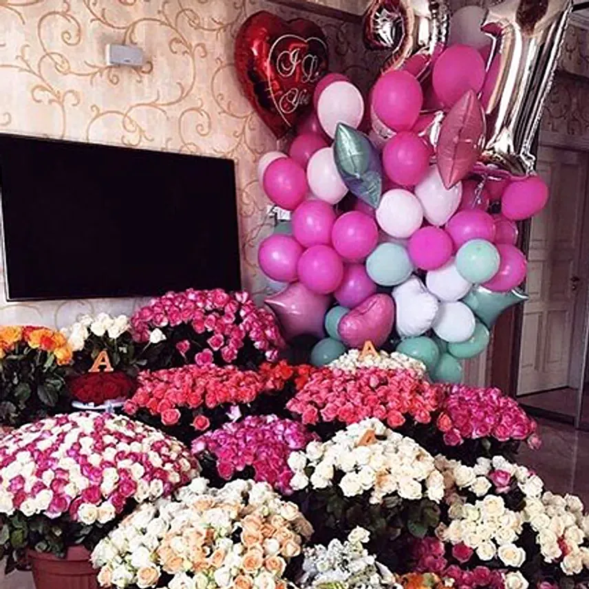 Vibrant Blooms and Balloons Magic: Birthday Decoration Services