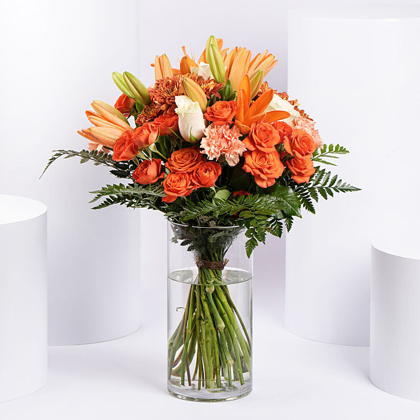 Fascinating Floral Arrangement: Thanksgiving Day Flowers 