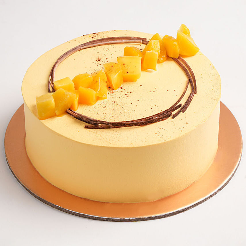 Delightful Mango Coconut Cake: 