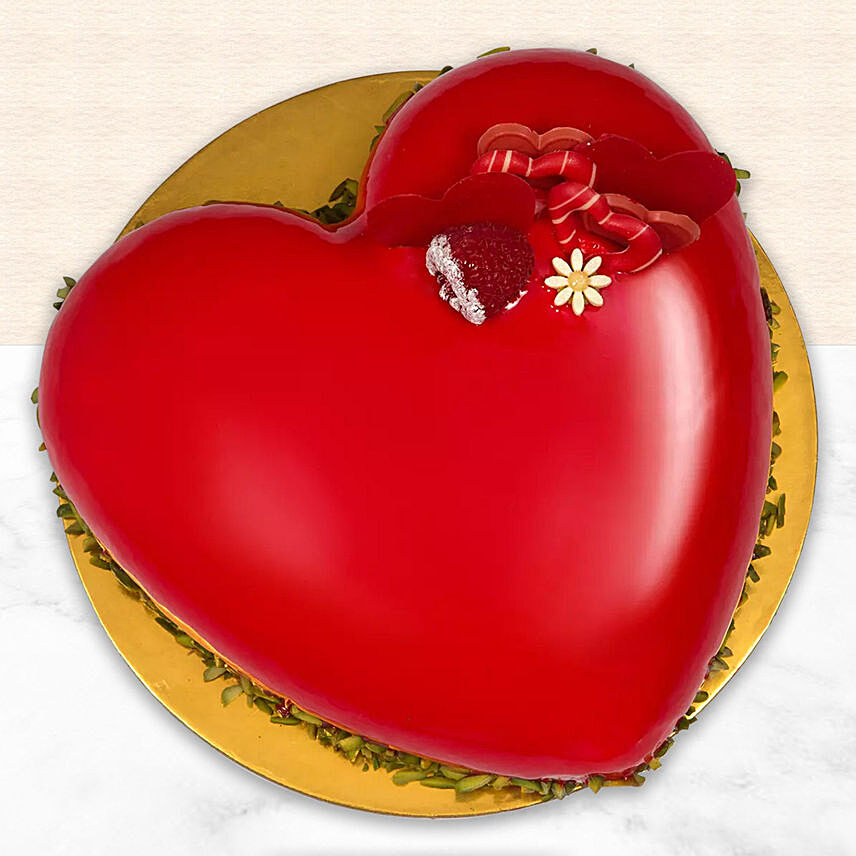 Delicious Red Velvet Heart Cake: Birthday Gift for Girlfriend