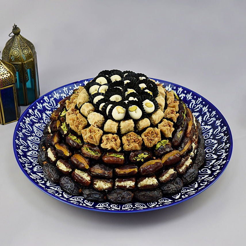 Mejdool Dates and Arabic Sweets Platter: Corporate Ramadan Gifts