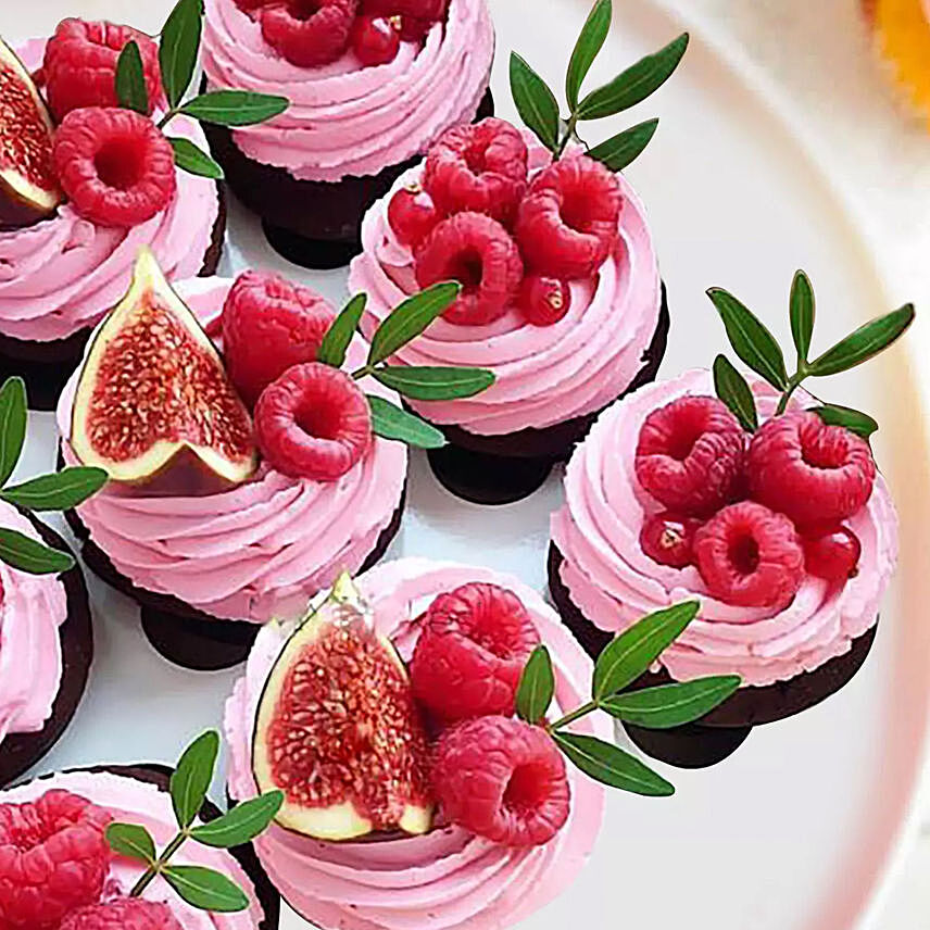 Red Velvet Cupcakes-6pcs: Anniversary Cakes to Ajman
