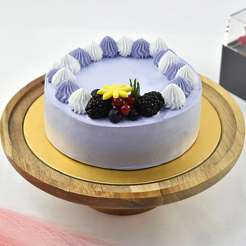 Vegan Vanilla Berry Cake: Vegan Cakes