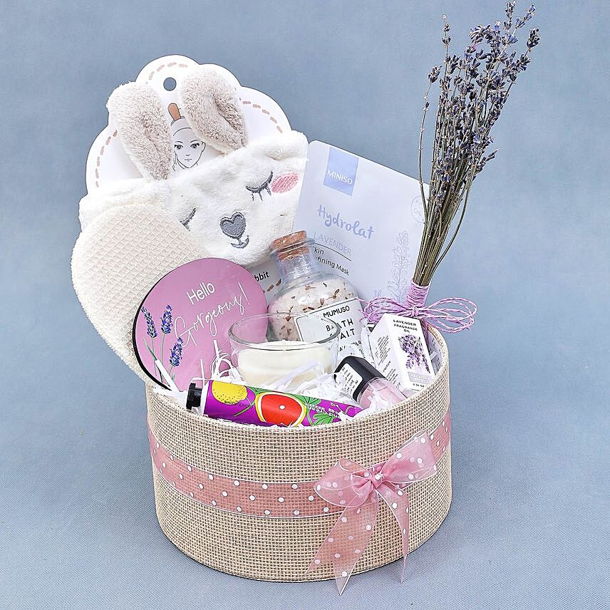Hello Gorgeous Gift Basket: Birthday Gift Hampers
