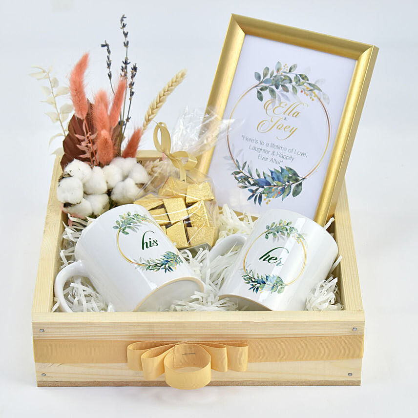 Gift Tray for Him and Her: Anniversary Gift Hampers