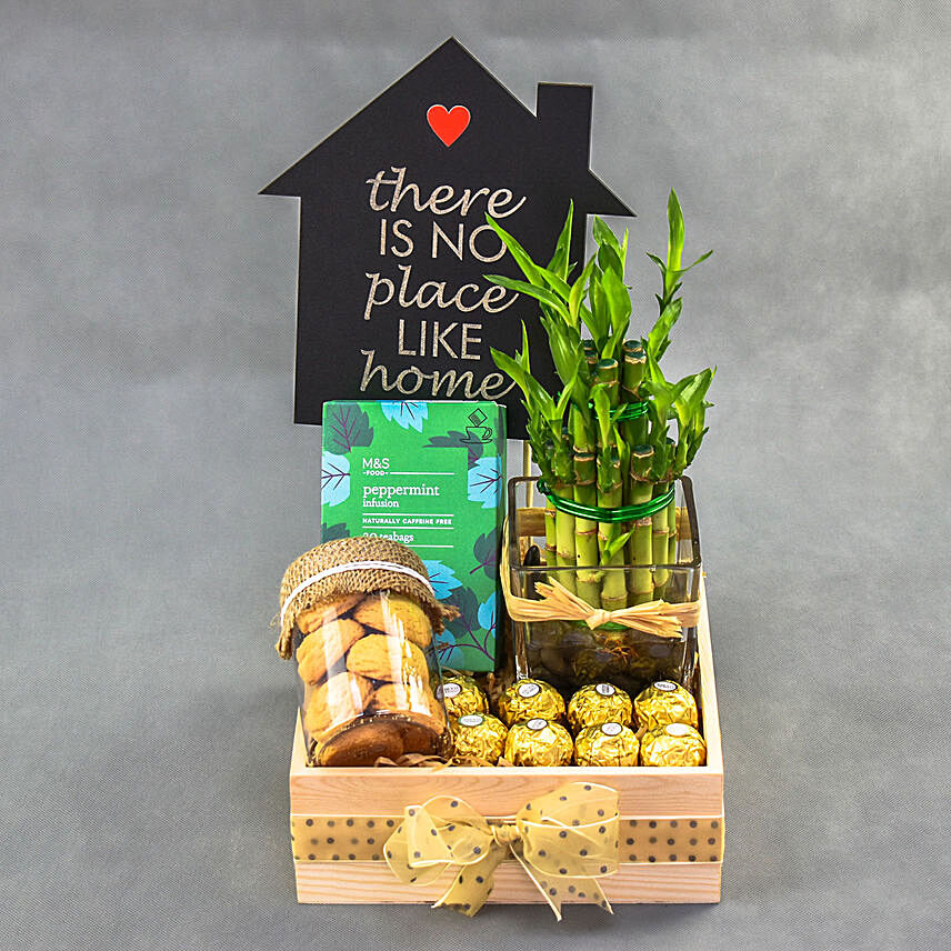Home is The Place To Be Hamper: Chocolate Gift Hampers