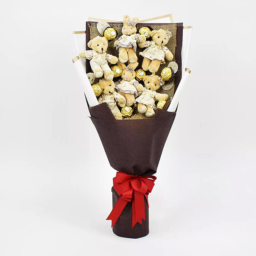 Tender Hugs: Send Chocolates in Ras Al Khaimah