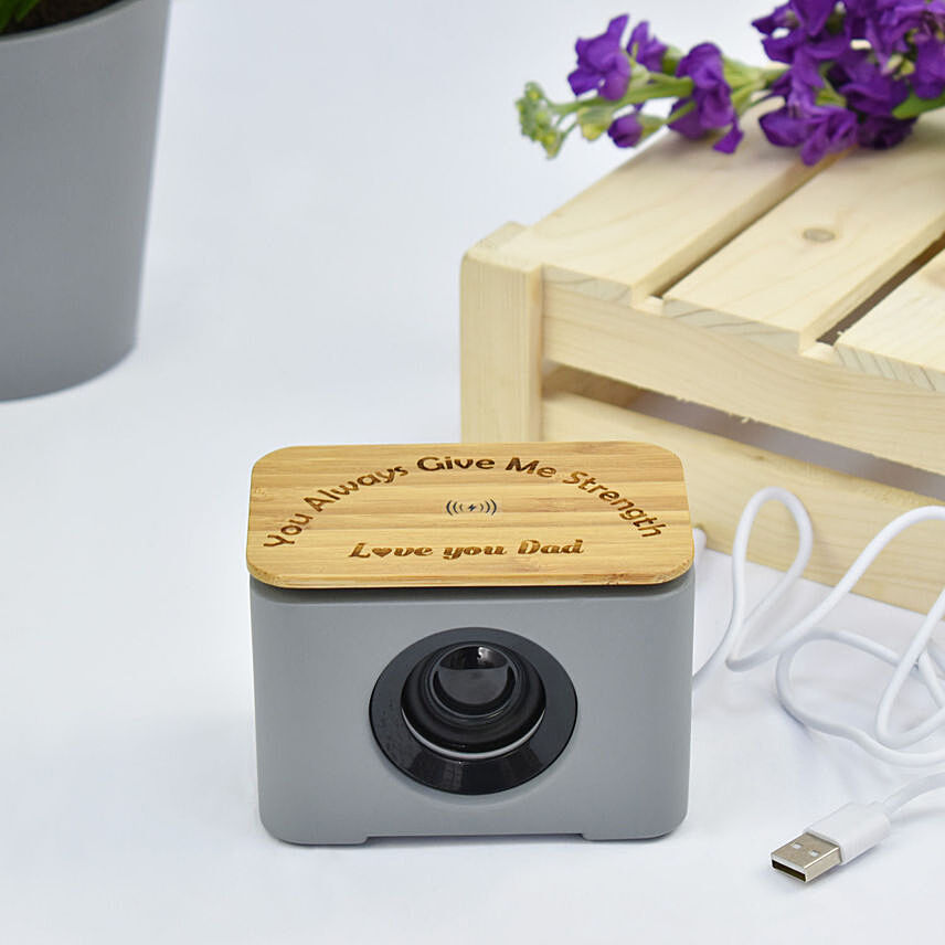 Message for Dad Wireless Charger and Speaker: Personalised Gifts for Father