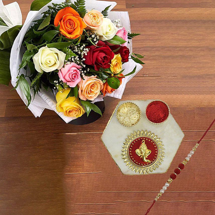 Mix Presentation Bunch With Rakhi: Mauli Rakhi 