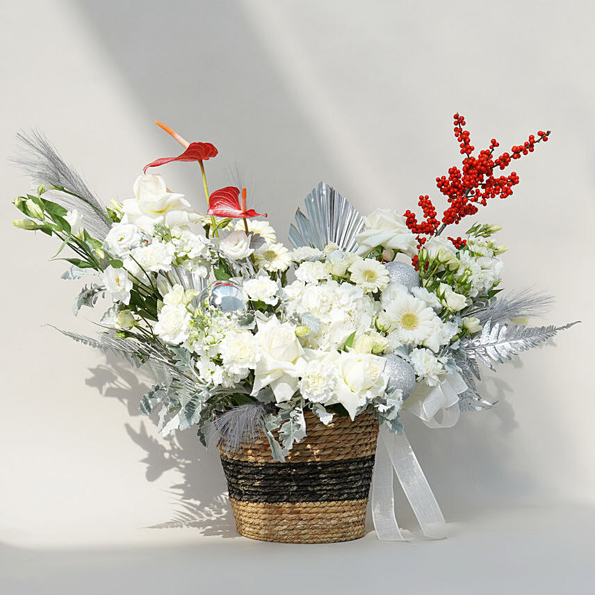 Snowflakes Flower Arrangement: Christmas Gift Ideas for Her