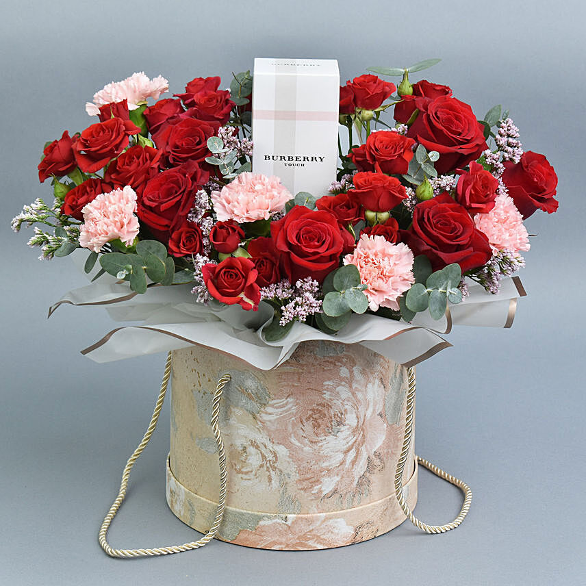 Scents of Love For Her: Valentine's Day Flowers for Boyfriend