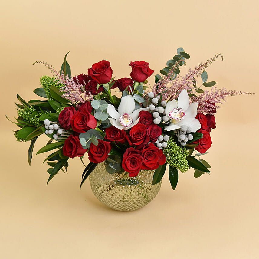 Magic Moment: Valentines Day Flower Arrangements