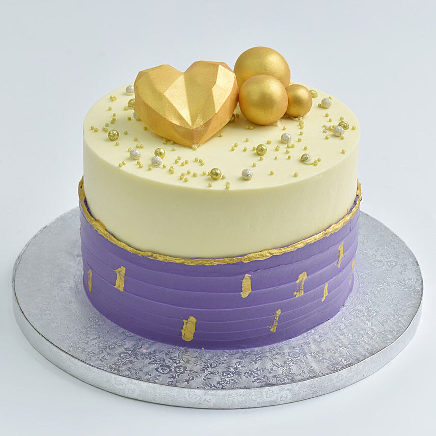 Golden Heart: Happy Mothers Day Cake