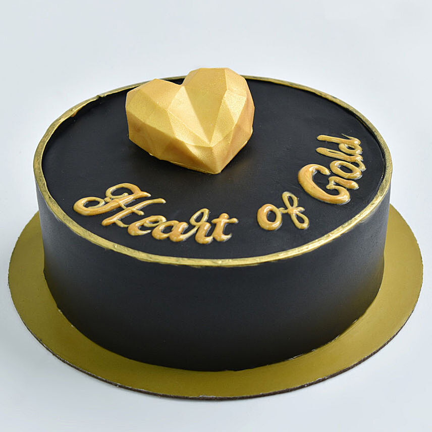 Heart of Gold Cake: Mothers Day Gifts to Dubai