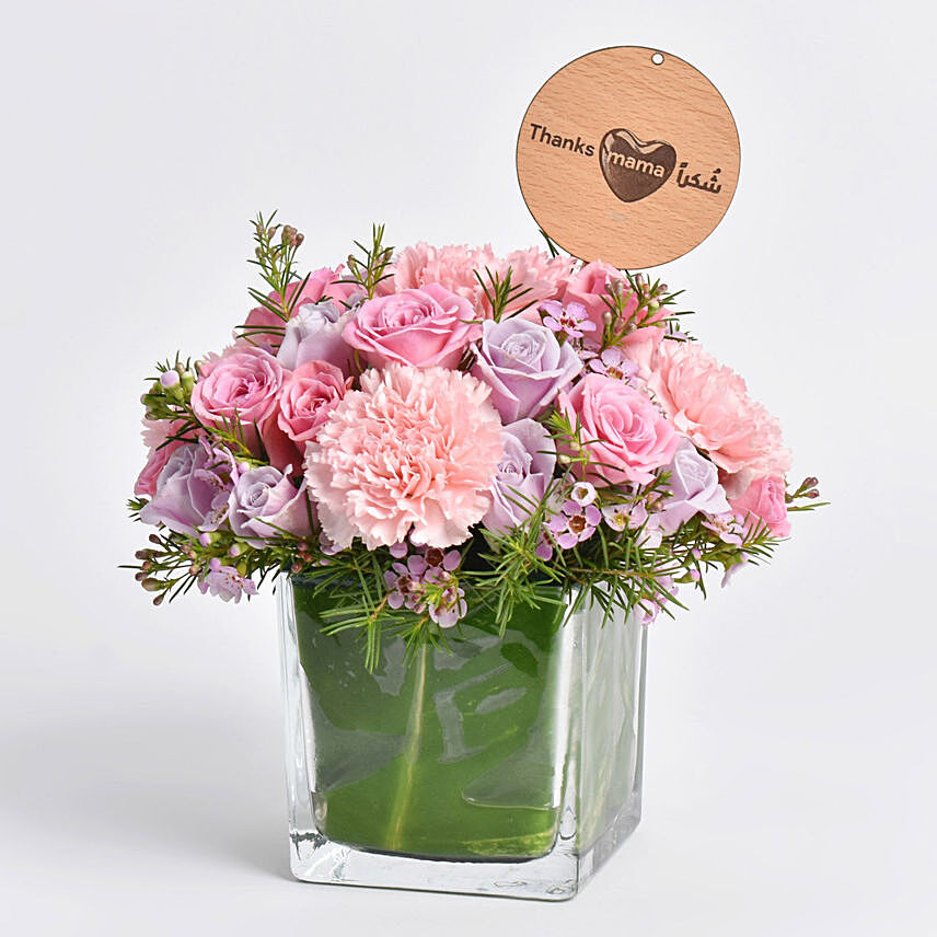 Thanks Mama Flower Arrangement: Mothers Day Gifts to Fujairah