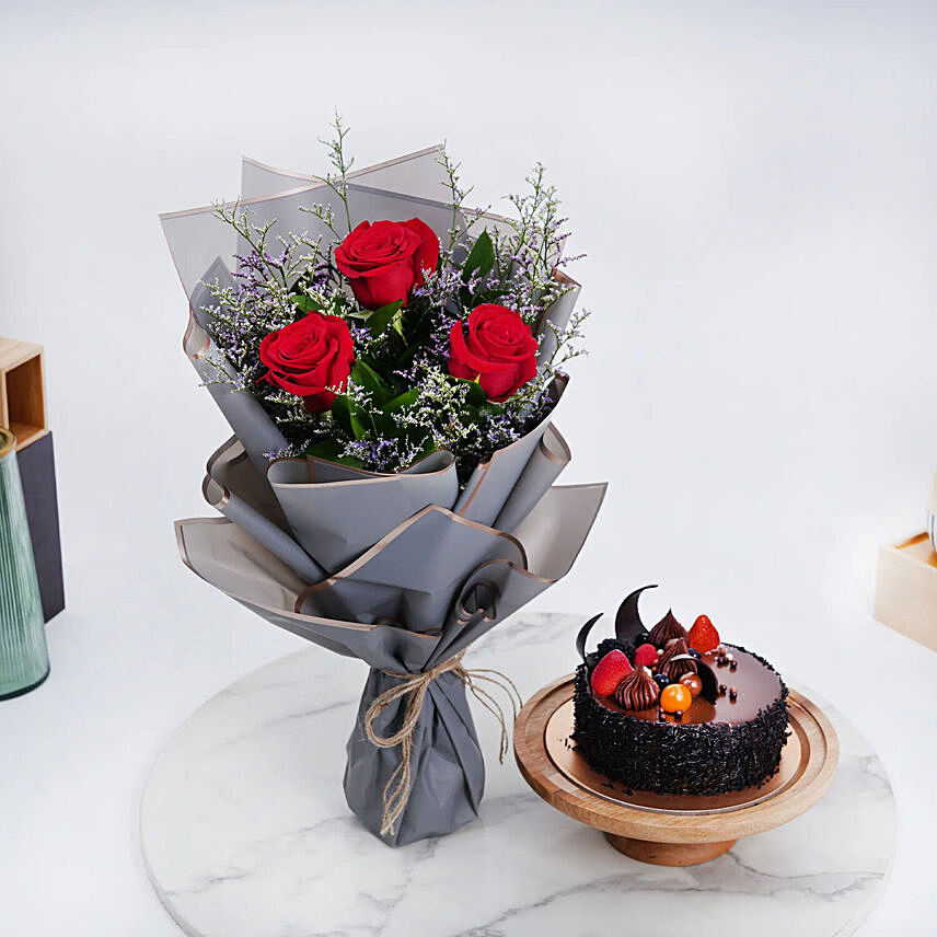 Chocolate Cake with Fresh Red Roses: Cake Delivery in Al Ain