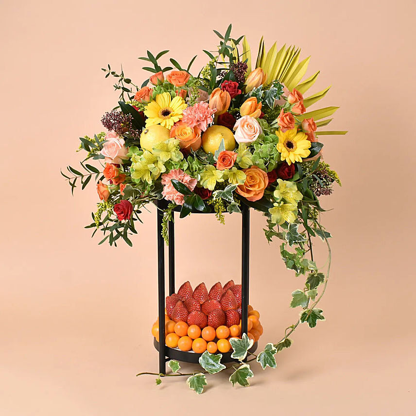 Blooms and Fruits: Gifts Combos 