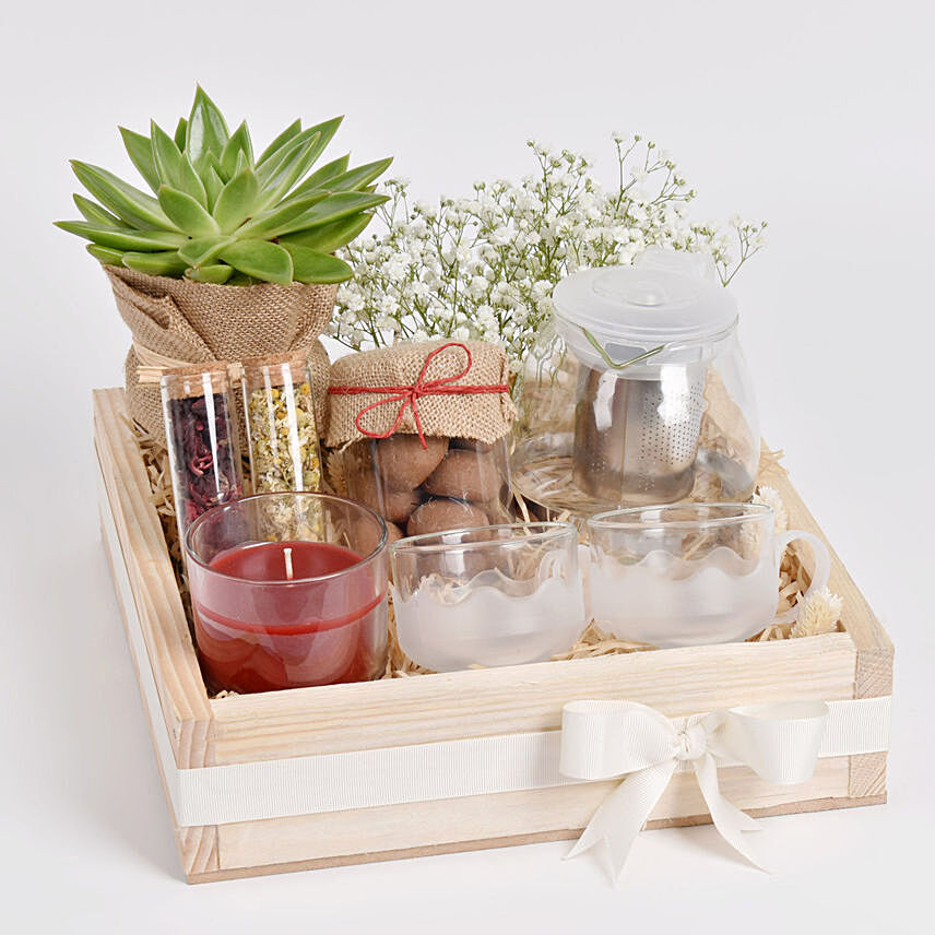Tea n Cookies Gift Tray: Birthday Gift Ideas For Husband
