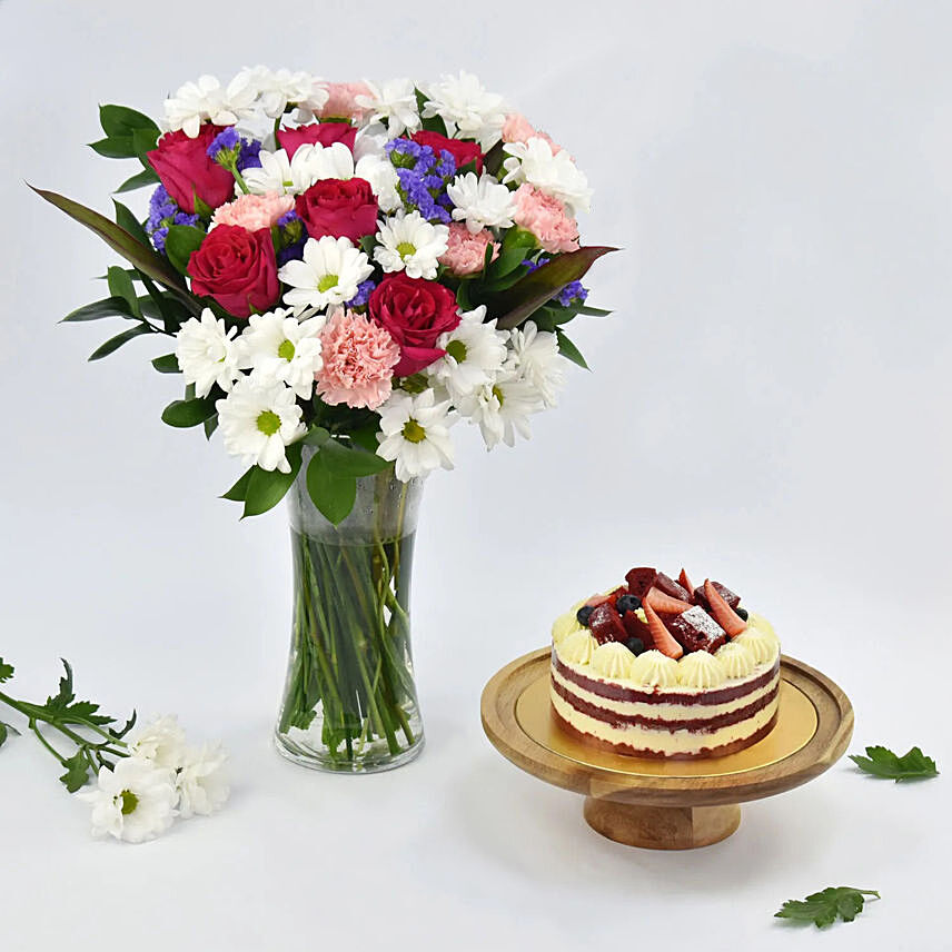 1 Kg red Velvet Cake Combo: Flowers and Cake 
