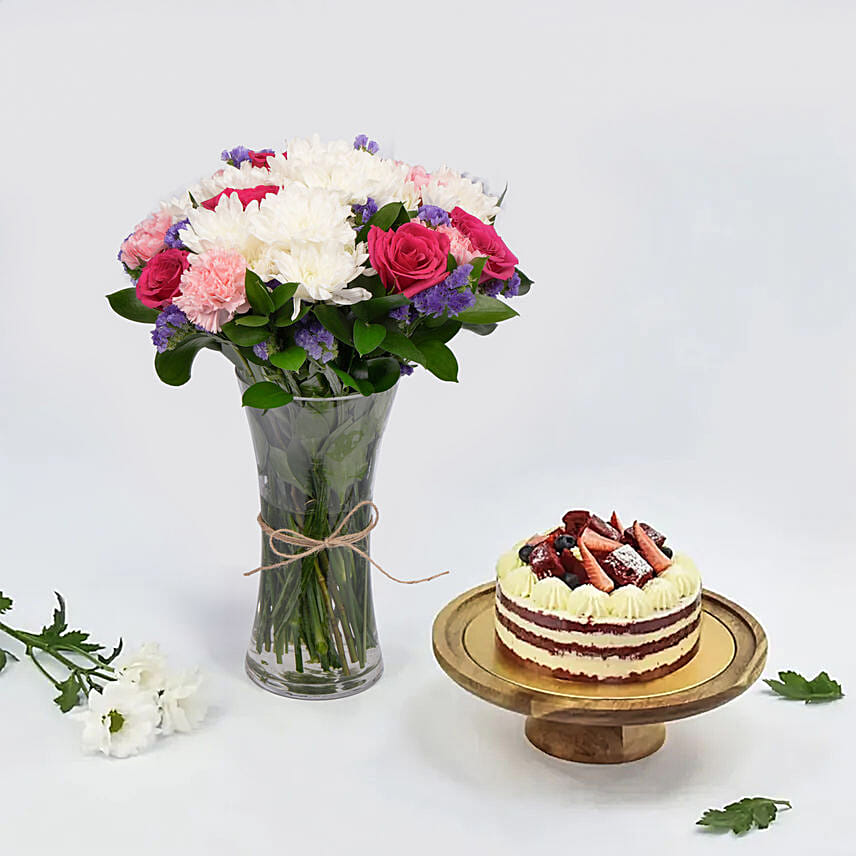 1 Kg red Velvet Cake Combo: Flowers and Cake 