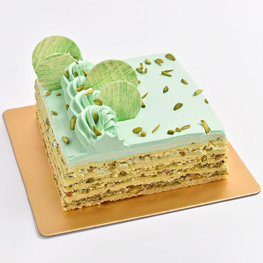 Delicious Pistachio Cake: 