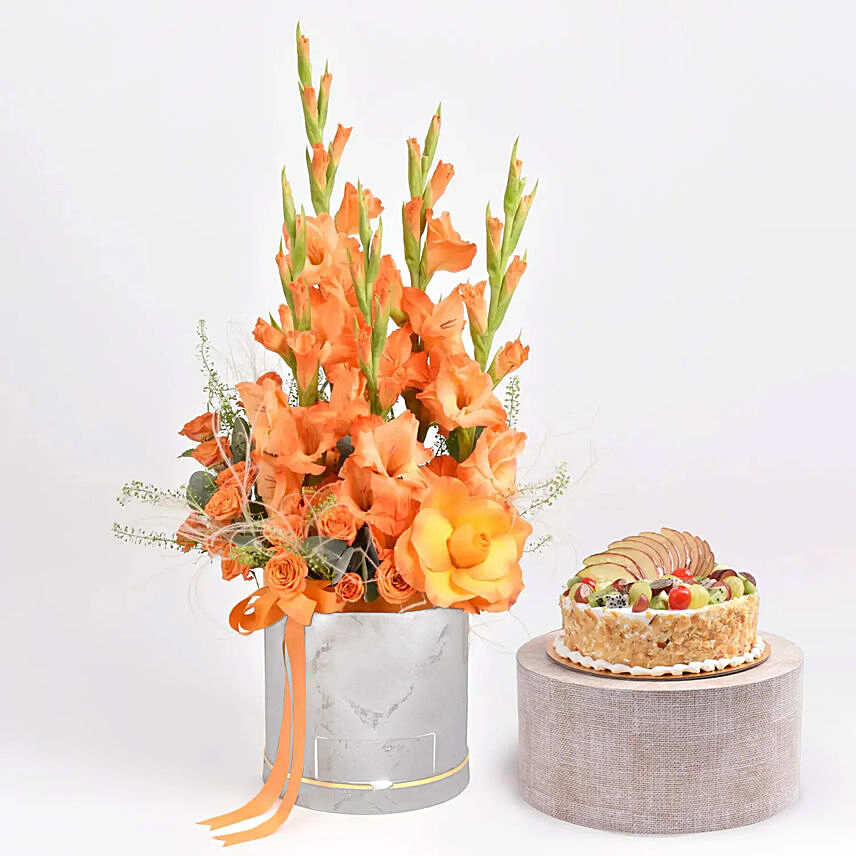 Gladiolus Flower Box and Cake: 