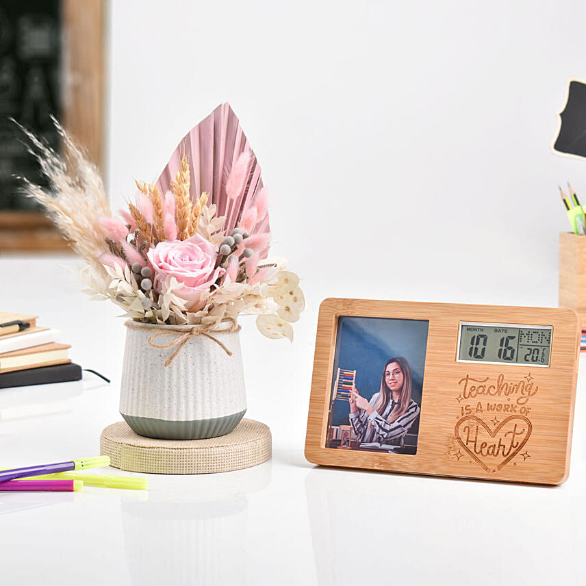 Preserved Flower And Personalised Clock For Teacher: Dried Flower Bouquet