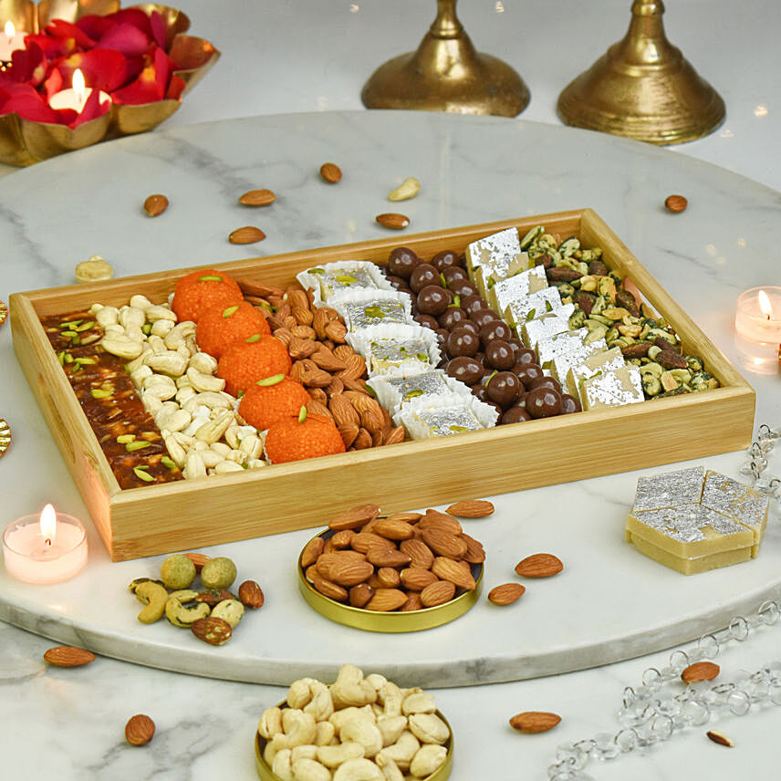 Indulgence Tray: Diwali Gifts