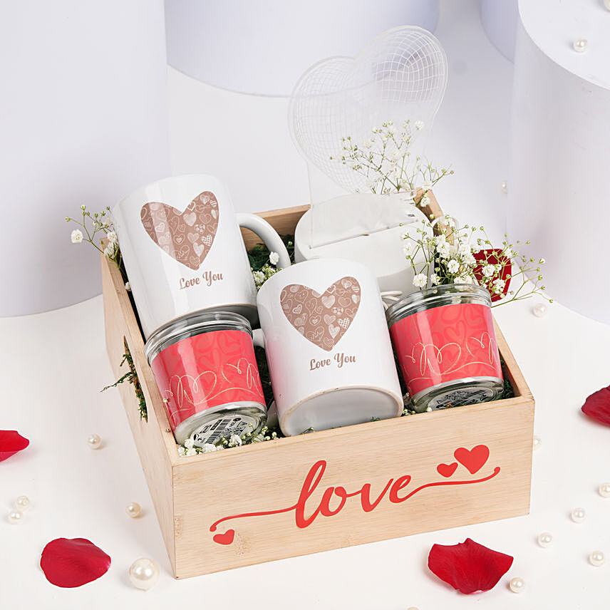 Love Theme Mugs Candle and LED Lamp: Valentine Gift Hampers to Al Ain