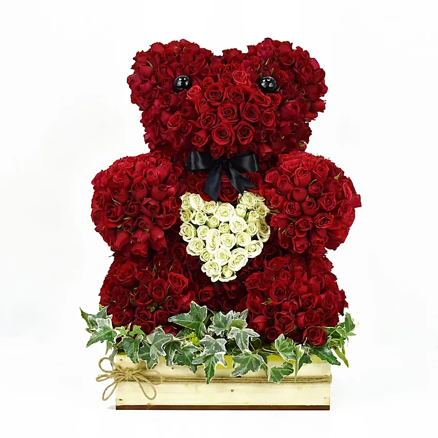 Fresh Rose Teddy with Heart: Teddy Day Gifts