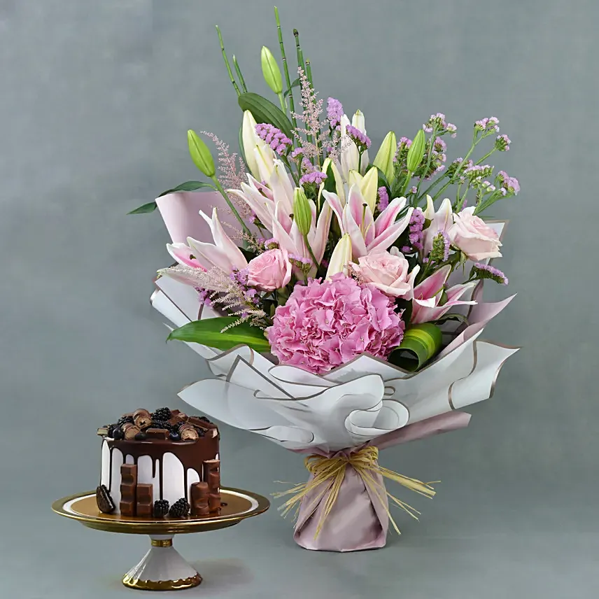 Grand Pink Petals with Chocolate Cake: Luxury Flowers Dubai