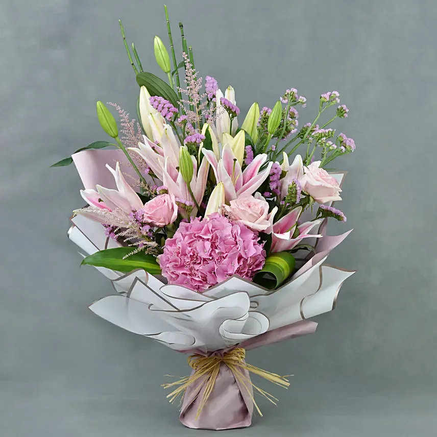 Grand Pink Petals: Exotic Flowers Delivery in UAE 