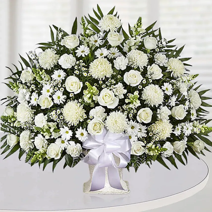 Luxurious White Flower Arrangement: White Roses 