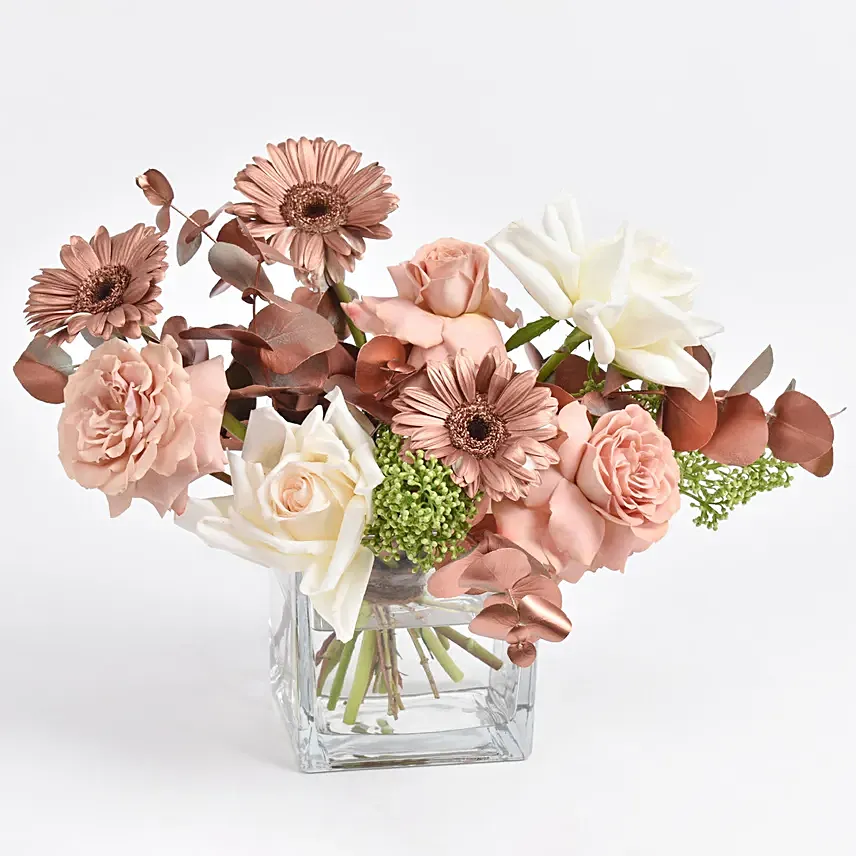 Monochrome Brown Flower Vase: Miss You Flowers 