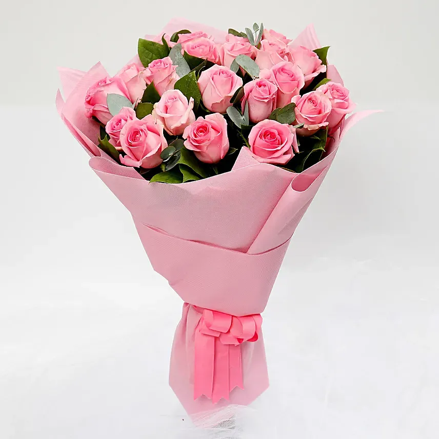 Passionate 20 Pink Roses Bouquet: 