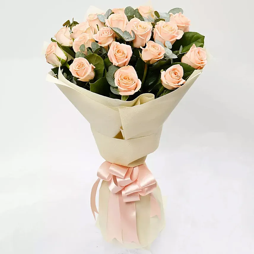 Peach Love 20 Roses Bouquet: Happy Women's Day Flowers