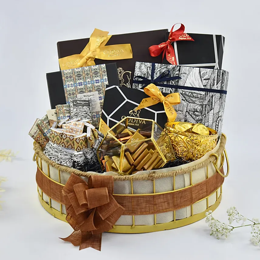 Premium Chocolate Collection Hamper: Chocolate Hampers